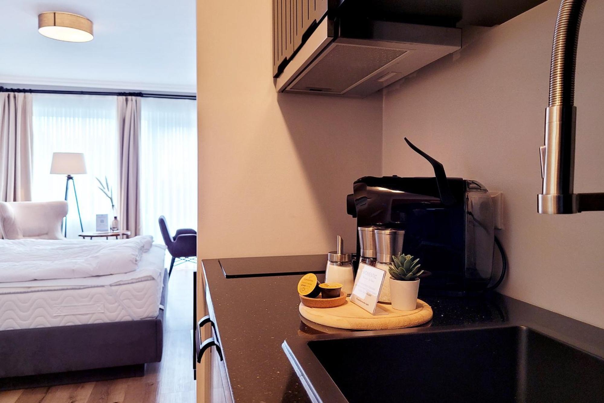 Nur 7 Gehminuten Zum Strand, Sehr Hochwertige Ferienwohnung Mit Terrasse In Ruhiger Lage, Inklusive Parkplatz Und Fahrradunterstellplatz Laesst Keine Wuensche Offen Scharbeutz Ngoại thất bức ảnh